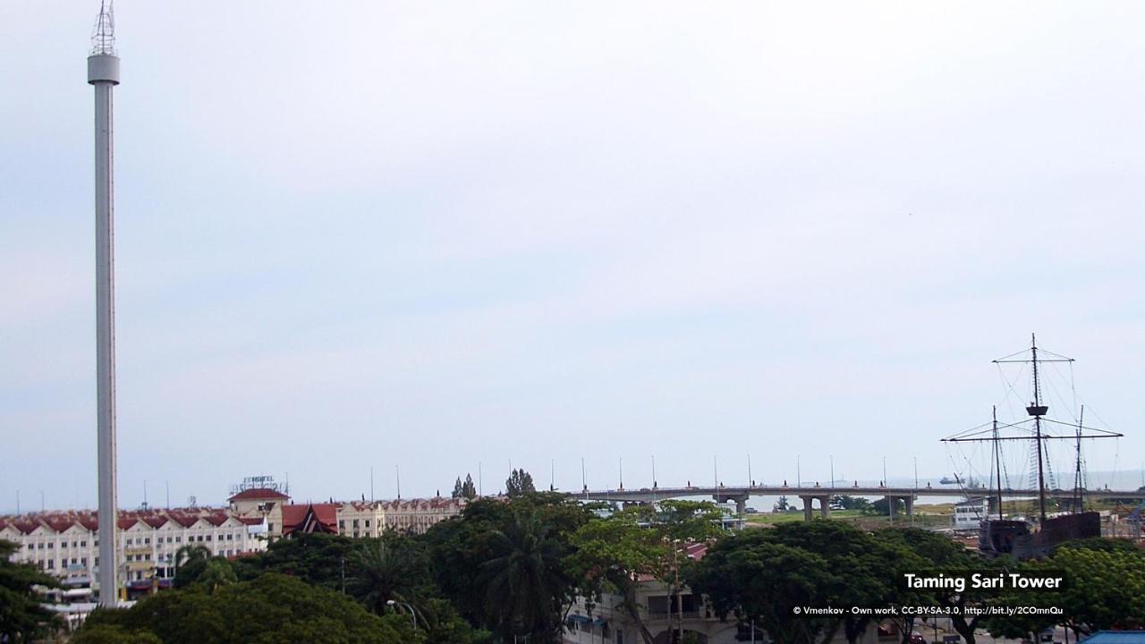 Отель V'La Heritage Melaka Экстерьер фото